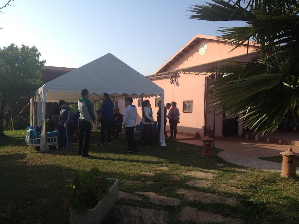 Agriturismo Vita E Natura Vila Noto Exterior foto