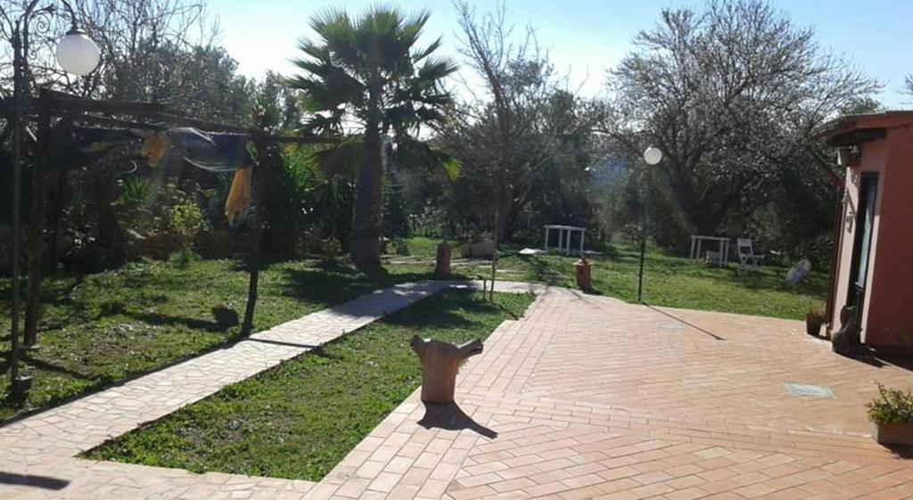 Agriturismo Vita E Natura Vila Noto Exterior foto
